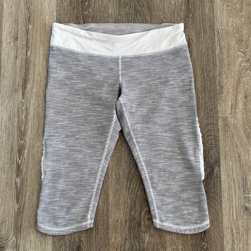 Lululemon Run: Fast And Free Crop Wee Are From Space White Combo - Size: 10 - Picture 2 of 11